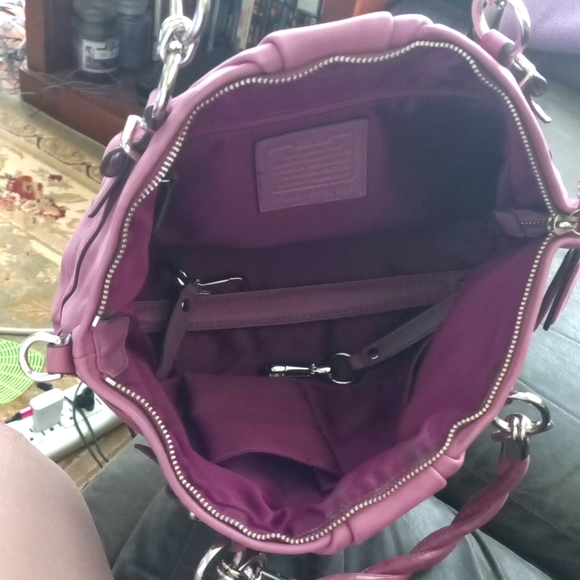 Sophia Madison Pleated Mauve Leather Satchel - Picture 11 of 11